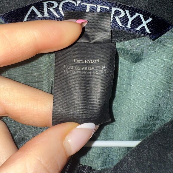 Vintage Arc'teryx Tau Pullover 1/2 Zip Windbreaker - Sage L - Picture 8 of 9